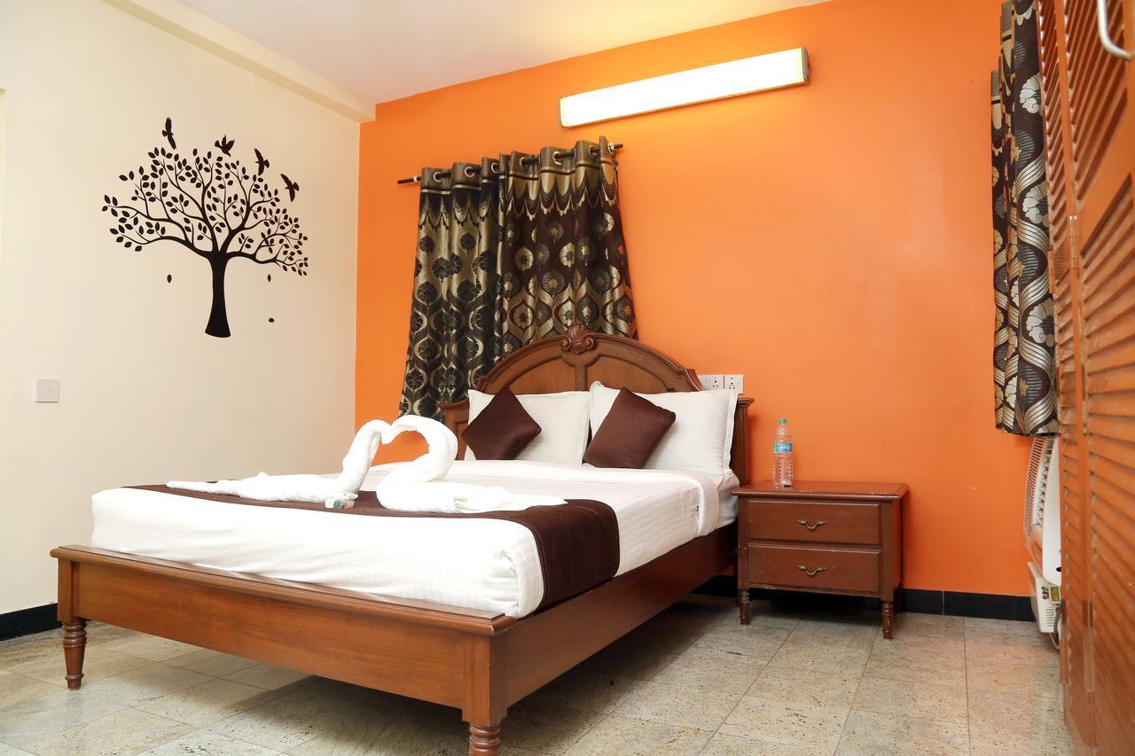 Rich Inn Suites - Next To Accord Metropolitian. เชนไน ภายนอก รูปภาพ